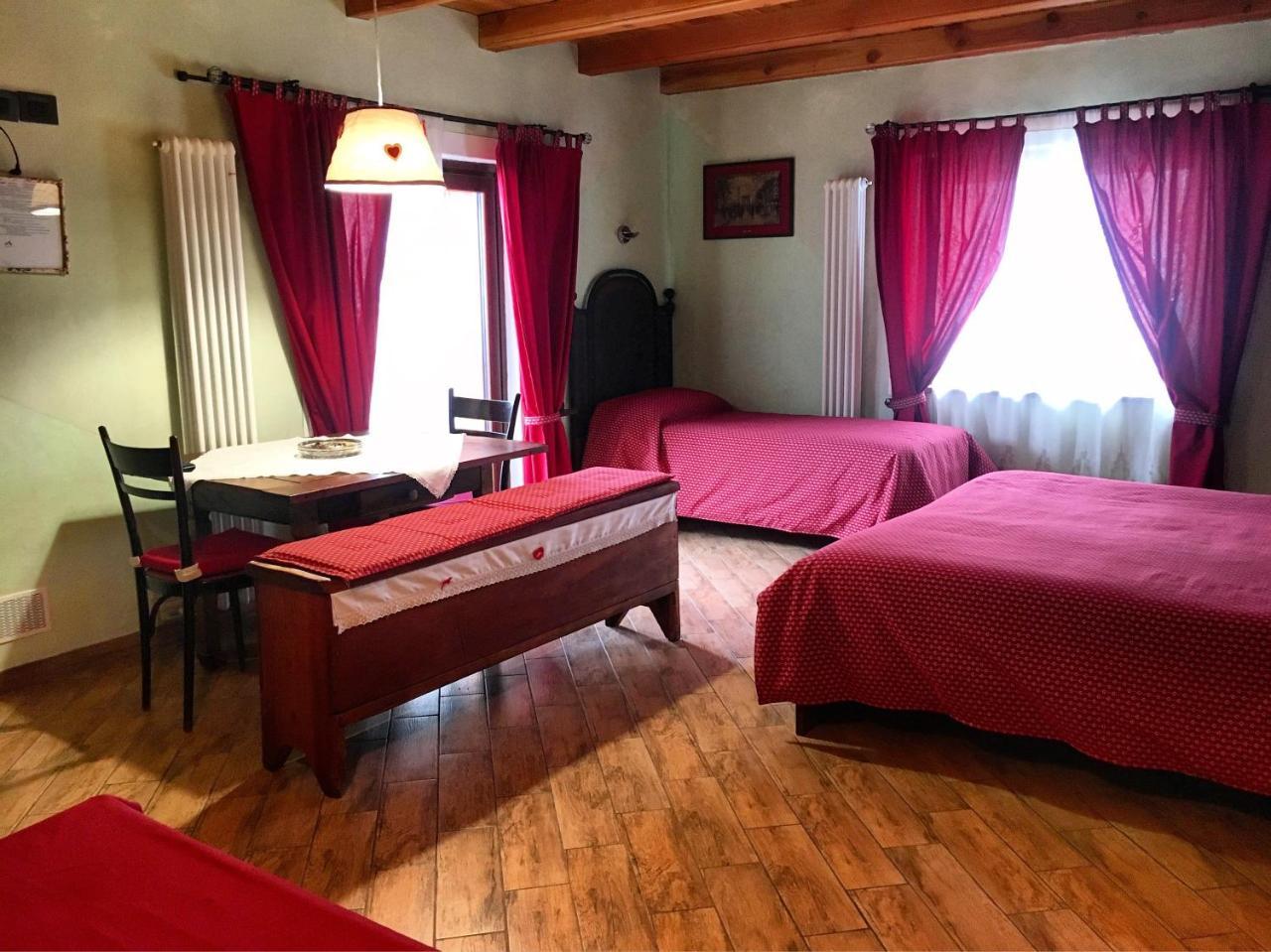 שרבנסו Agriturismo B&B Chevres A Cheval מראה חיצוני תמונה