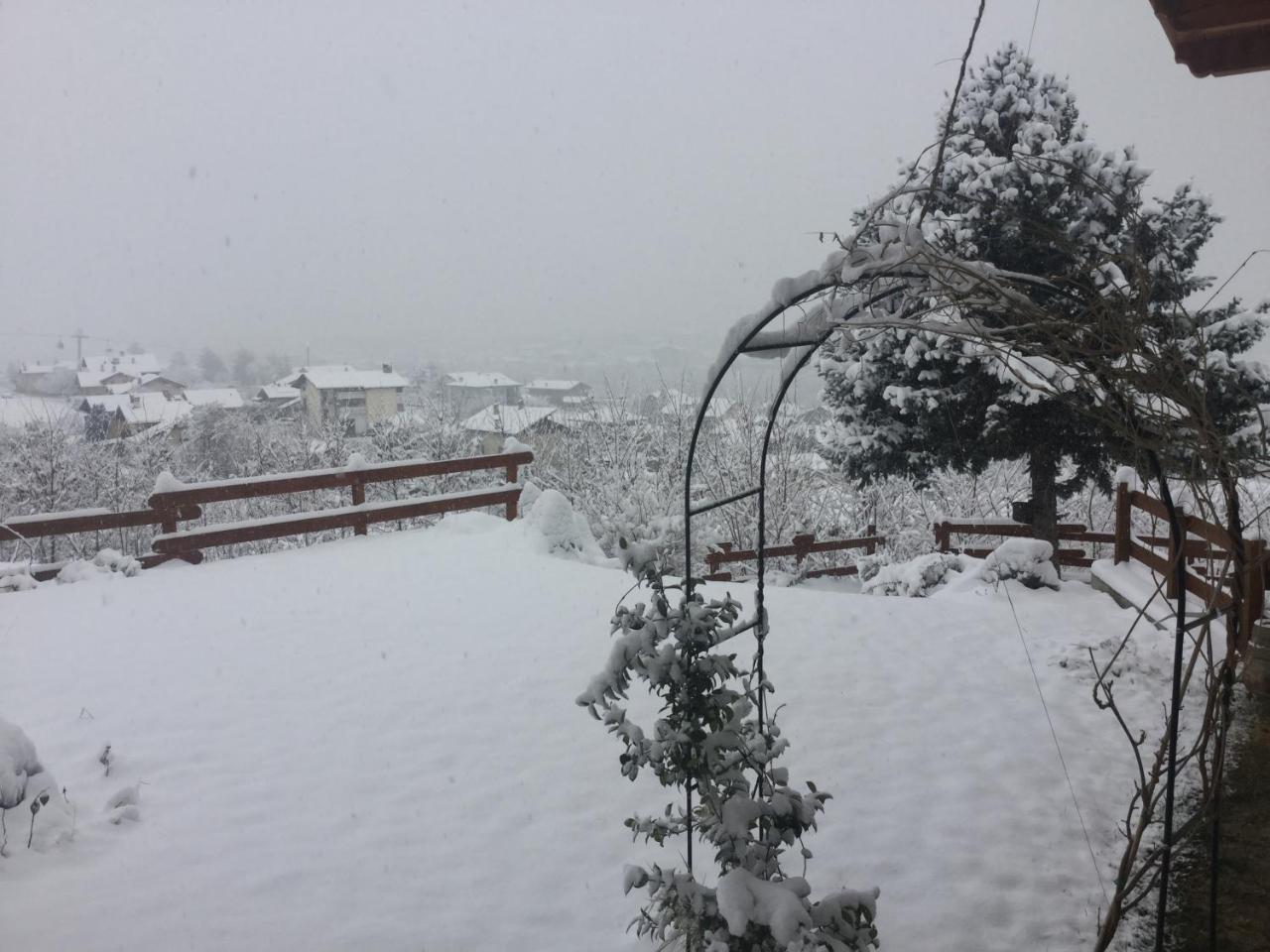 שרבנסו Agriturismo B&B Chevres A Cheval מראה חיצוני תמונה